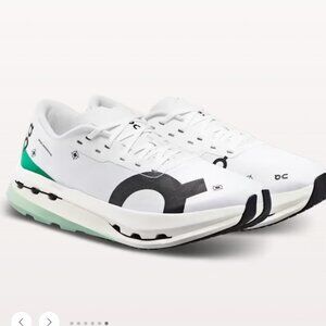 ON Cloud Running Cloudboom Shoes Size 9